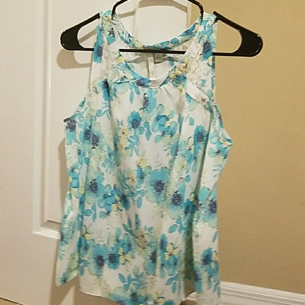 Sleeveless top